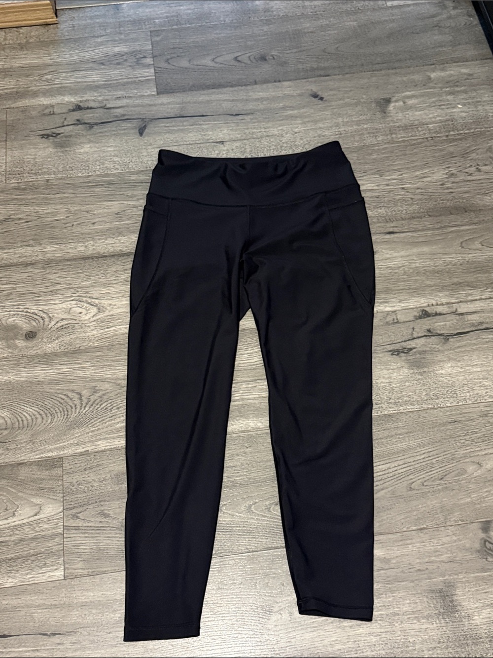 Old Navy Black High-Rise Performance Leggings
